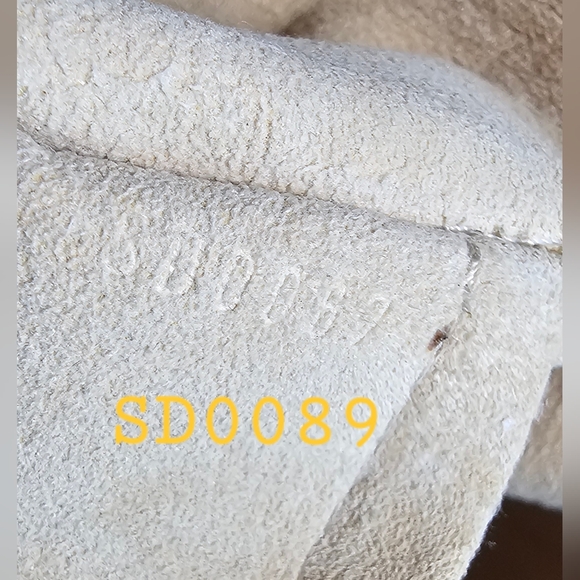 Authentic LOUIS VUITTON Beverly GM Handbag - Picture 14 of 16